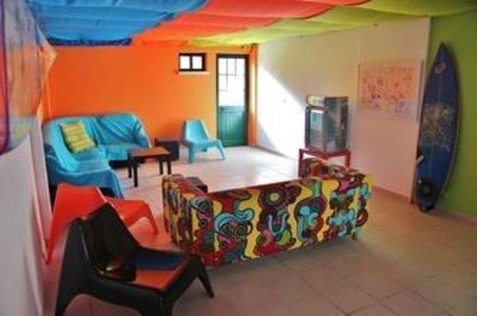 Supertubos Beach Hostel