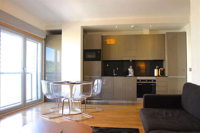 Canella Brown Apartment Campolide Lisbon