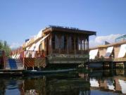 Young Alzira Group Of House Boats