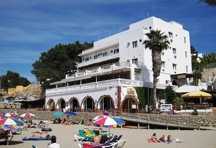 Hostal La Ciguena