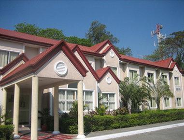 Microtel Inn & Suites Tarlac