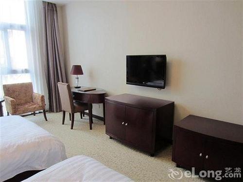 Golden Fangshan Hoilday Hotel