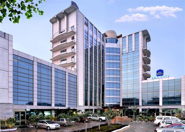 Sky City Hotel Gurgaon