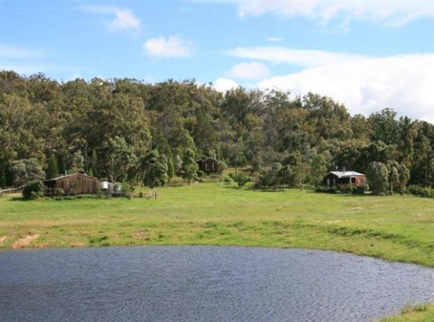 Wisteria Cottage and Cabins