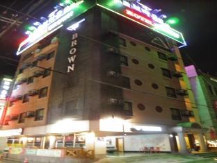 Goodstay Brown Hotel