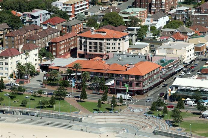 Coogee Bay Hotel