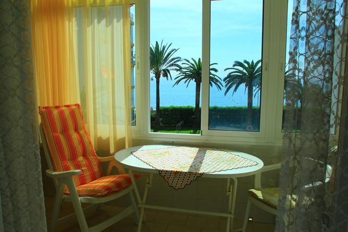 Torrecilla beach apartment in Nerja