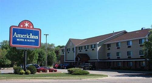 AmericInn Hotel & Suites Bloomington East - Airport