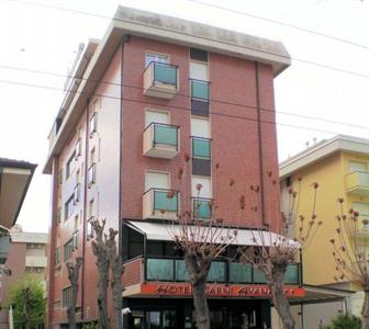 Hotel Garni Avana