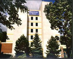 Orillia Travelodge Hotel