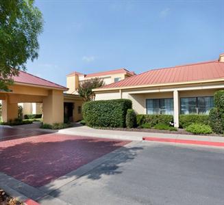 La Quinta Inn & Suites Austin Round Rock North