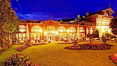 Historical Herrenkrug Parkhotel an der Elbe