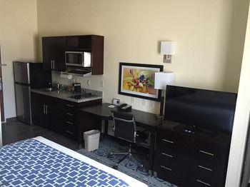 Suburban Extended Stay Hotel Lemannville