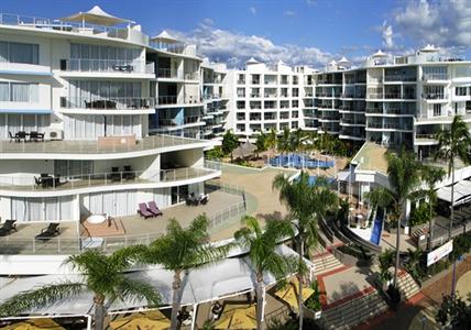 Hervey Bay Oceanfront Penthouse