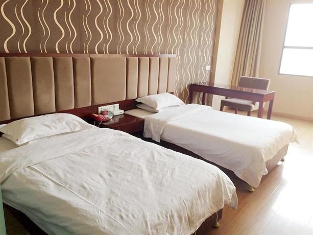 Nanchang Danfeng Bailu Business Hotel