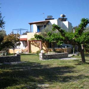 Katerina Bungalows Rovies