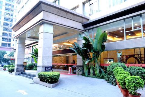 Pa Zhou Hotel