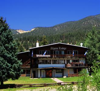 Alpine Lodge & Hotel