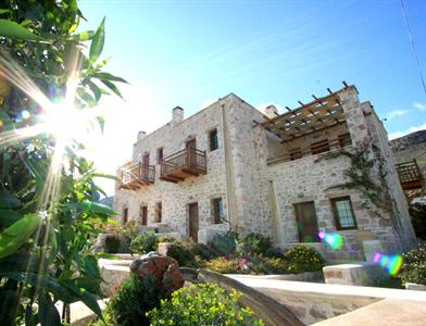 Lithos Traditional Guest Houses