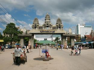 Holiday Poipet Casino and Resort