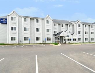 Microtel Inn And Suites New Ulm