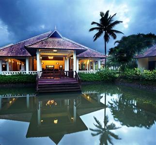 Abad Whispering Palms Resort Kumarakom