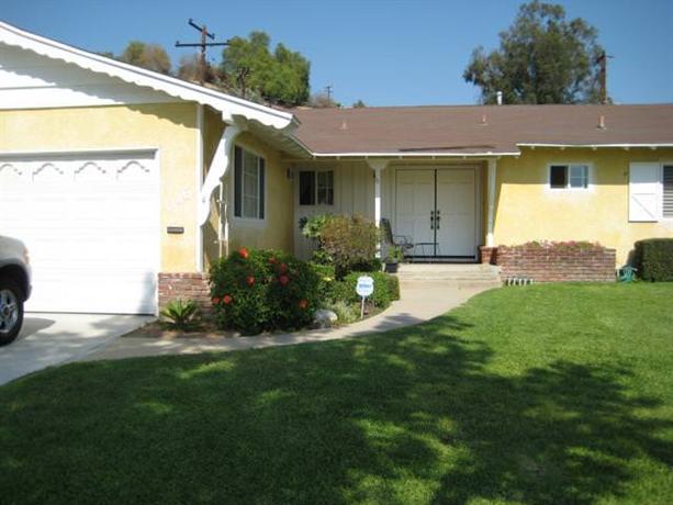 Homestay in Azusa near Azusa Civic Center