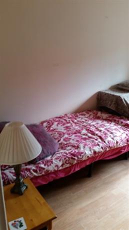 Homestay in Barnet near New Barnet Railway Station