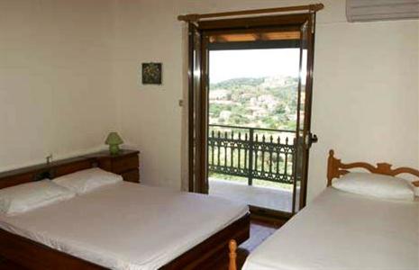 Paschos Rooms
