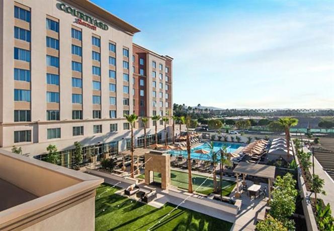 Courtyard by Marriott Irvine Marriott