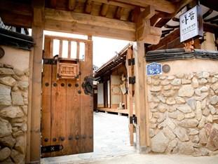 Daddle Hanok Guesthouse