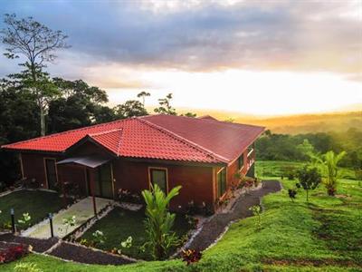 GreenLagoon Arenal Waterfall Villas