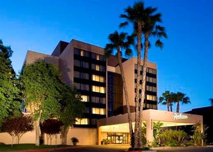 Radisson Hotel & Conference Center Fresno