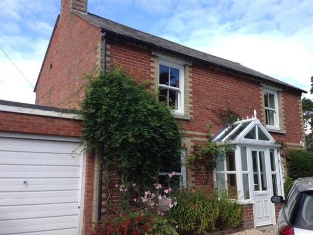 Homestay in Sway near Sway Railway Station