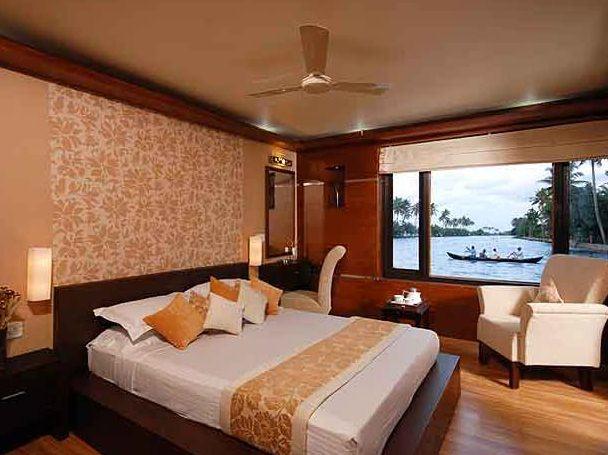 Spice Routes- Luxury House Boat