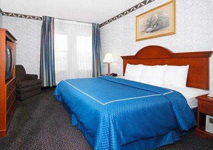 Comfort Suites Visalia