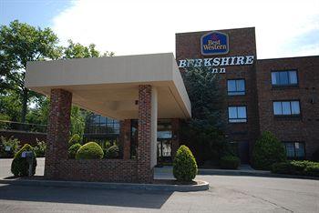 Best Western Berkshire Inn Bethel Connecticut