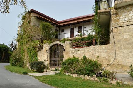 Vasilias Nikoklis Inn