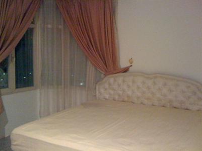 Red Tower Furnished Apartments Abu Halifa