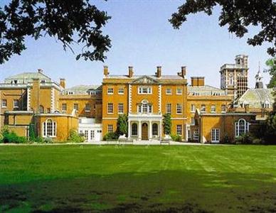 Theobalds Park Hotel