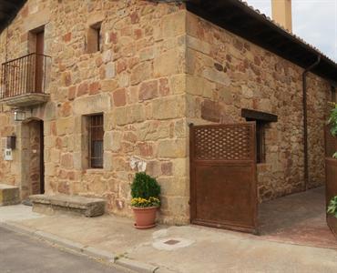 La Casa de Piedra de la Aldea