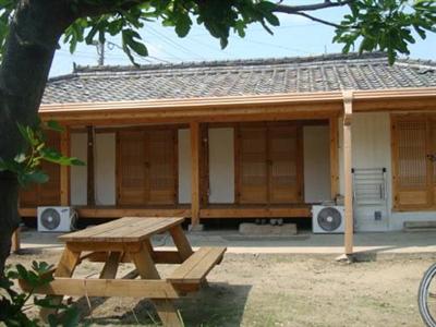 Sarangbang Guesthouse