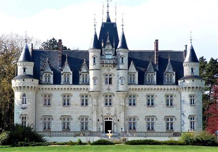 Chateau Hotel Savigny