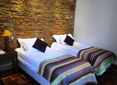 Hotel Boutique Cave 12