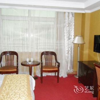 Fuping Business Hotel