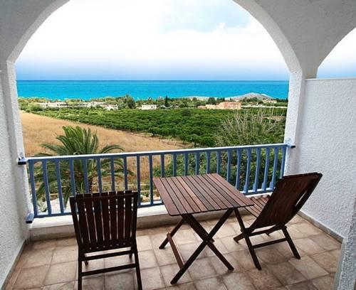 Triton Bungalows & Rooms