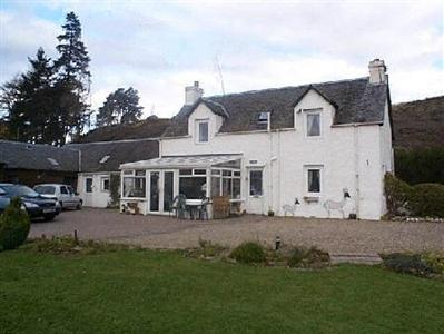 Tulloch Guest House