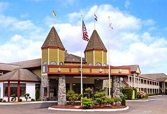 Royal Coachman Inn & Suites