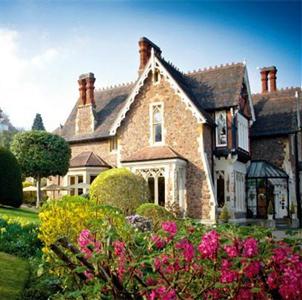 The Cotford Hotel and l'Amuse Bouche Restaurant