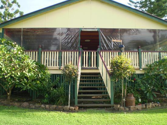 Clandulla Cottages & Farmstay